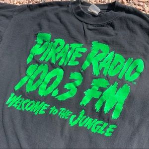 Single Stitch Pirate Radio Graphic T-shirt Sz Lrg